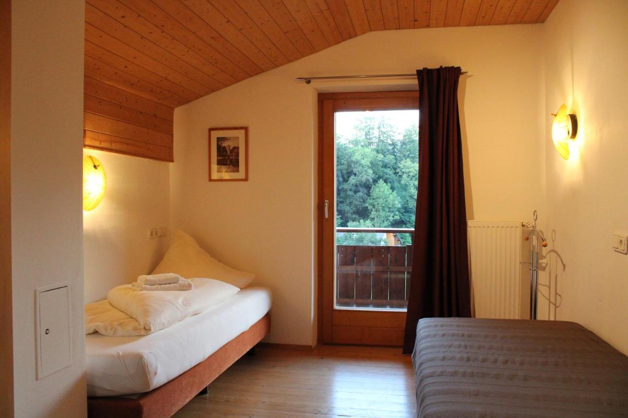 Ferienwohnung Haus Kleiner Turm Schruns Exterior foto