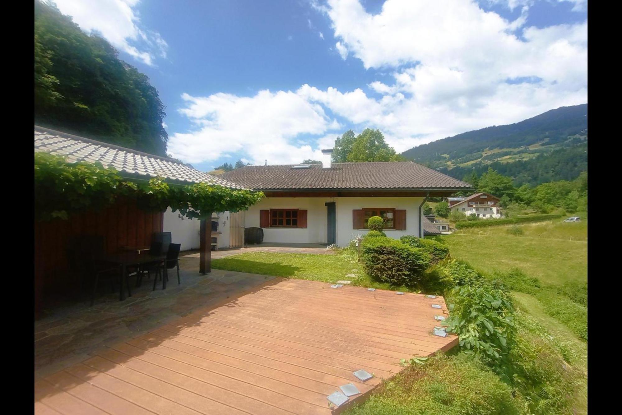 Ferienwohnung Haus Kleiner Turm Schruns Exterior foto