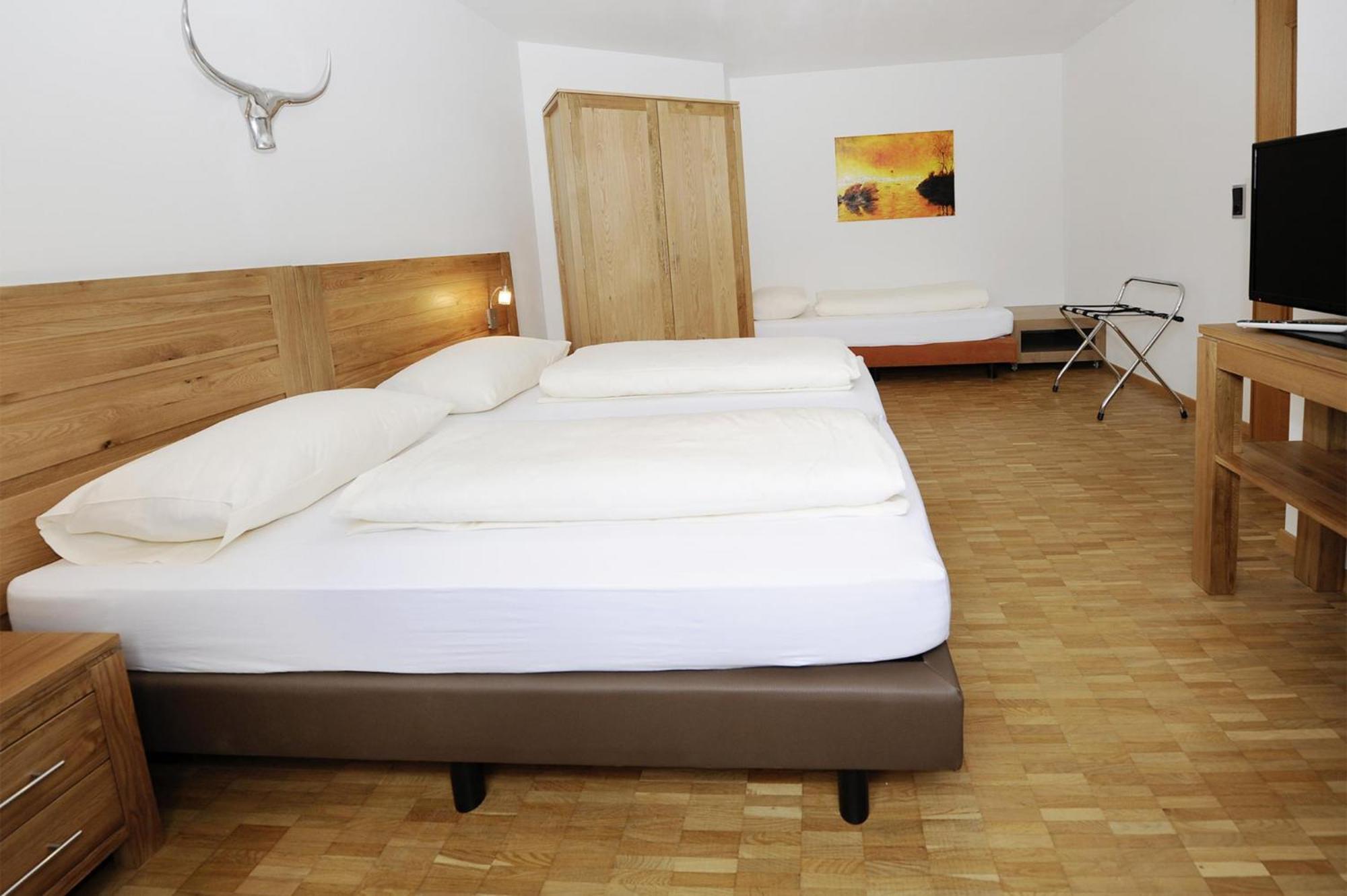 Ferienwohnung Haus Kleiner Turm Schruns Exterior foto