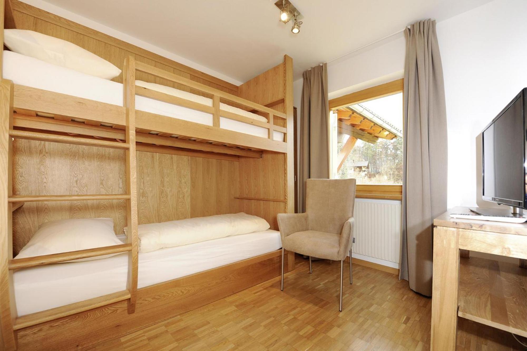 Ferienwohnung Haus Kleiner Turm Schruns Exterior foto